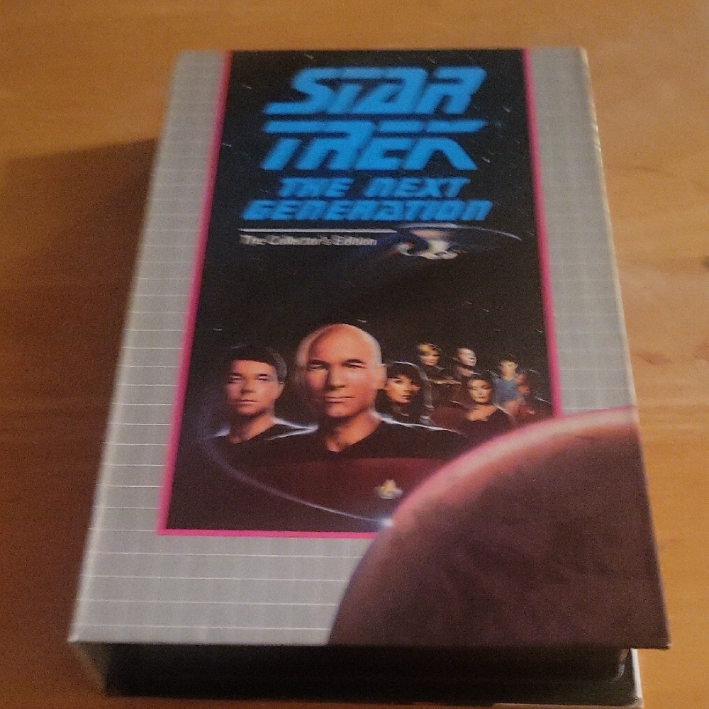 Star Trek VHS 1996 The Pegasus & Homeward Collector's Edition.
